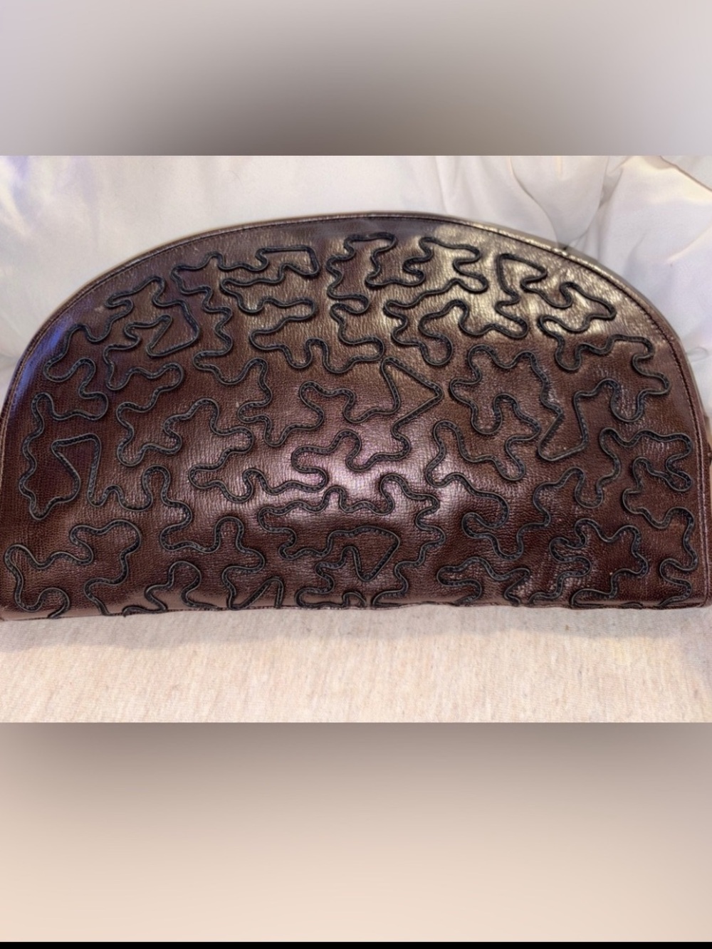 FENDI RARE AUTHENTIC VINTAGE FENDI ROMA ABSTRACT LEATHER APPLIQUÉ DOME CLUTCH
